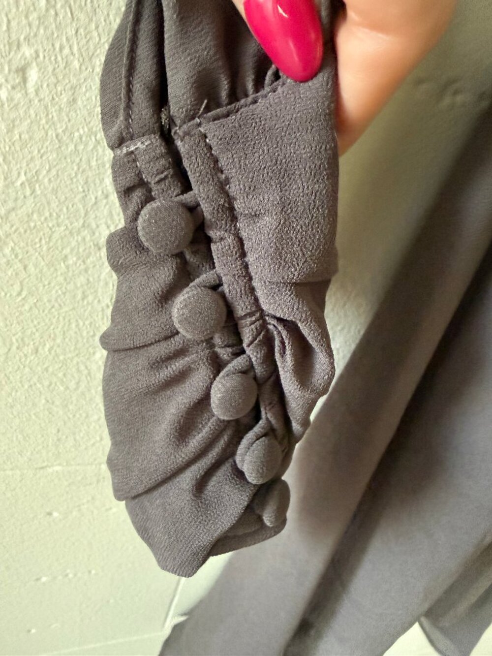 Lands of Eden | Grey Button Front Long Sleeve | Classic Occasion | Small - Picture 5 of 10